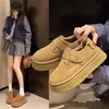 Sapatos slip-on estilo Birkenstock com sola grossa, que aumentam a altura, forrados com fleece, sapatos de algodão felpudo, sapatos femininos, nova coleção outono/inverno 2026, botas de neve, mocassins