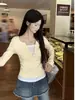 Camisa Amarela Clara para Camadas Internas Feminina, Nova Tendência Coreana para Primavera e Outono 2026, Casual, Ombro Normal, Falsa Peça Dupla, Camiseta de Manga Longa