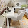 Taburete de maquillaje estilo crema para uso doméstico, silla de tocador para dormitorio de niñas, silla de ocio estable y sin tambaleos para apartamentos de alquiler, silla simple con forma de pétalo