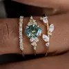 Sanjie Explosiones Transfronterizas Lujo Ligero Elegante Anillo de Flor Anillo de Compromiso Collar Venta Caliente Anillo de Tres Piezas en Europa y América