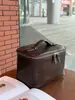 Bolsa de Maquiagem de Couro Genuíno com Padrão de Lagarto, Luxo Leve e de Alta Qualidade, Portátil para Viagem, Bolsa de Armazenamento de Couro Bovino de Primeira Camada, Bolsa de Higiene Pessoal de Grande Capacidade