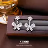 Pendientes de Flor Mariposa de Circonita Simples y Elegantes, un Pendiente Elegante de Diseño de Dos Vías que es Dulce, Casual y Versátil