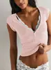 Camiseta de Verano Popular Transfronteriza Europea y Americana para Mujer, Color Sólido, Canalé, Manga Corta, Cuello en V de Un Botón, Corte Ajustado, Top Básico Versátil