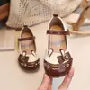 Sapatos de Couro para Meninas 2026 Primavera/Verão Novos Sapatos Individuais Infantis Solado Macio Sapatos Doces de Princesa Sapatos Fofos de Gatinho Sapatos de Bebê