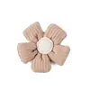 Tela Arrugada Texturizada Estilo Coreano Flor de Cinco Pétalos Accesorio de Peluche Bloqueo de Color Blanco Té de Leche Flor de Tela Decoración DIY