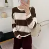 Suéter de tricô com gola redonda e blocos de cor listrados para mulheres, peça de outono de caimento solto, estilo coreano emagrecedor suéter de lã de urso mel, blusa básica casual