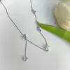 Coleção de Correntes para Clavícula com Design de Nicho, Colares de Cruz para Garotas Spicy, Colares Versáteis Góticos Europeus e Americanos com Strass de Alta Resistência, Doces, Cool para Mulheres
