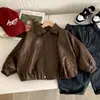 Chaqueta de PU para niño de otoño con solapa, chaqueta de cuero con cremallera de corte holgado para niños, top genial y elegante estilo motero