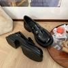 Zapatos Planos de Moda y Versátiles con Punta Redonda y Suela Gruesa Color Negro Estilo Preppy Zapatos Pequeños de Piel Otoño 2025 Nuevos Mocasines Británicos Jk