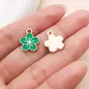 Colgantes de Esmalte Floral Verde, Trébol de Cuatro Hojas de la Suerte, Margaritas Pequeñas, Aretes DIY, Pulseras, Accesorios para Joyería al por Mayor