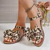 Sandalias de Leopardo de Talla Grande para Mujer 2026 Verano Nuevas Romanas de Moda Planas Antideslizantes con Lazo Sandalias de Playa