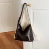 Estilo Feminino para o Trabalho Novo Grande Capacidade 2026 Couro com Cera de Abelha Bolsa de Ombro Único Solta Textura Bolsa Grande de Axila Leve Simples