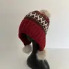 Chapéu Pulôver de Lã com Proteção para Orelhas, Forrado com Fleece, Abertura nas Costas, Tricô com Três Bolas, Estilo Coreano, para Mulheres no Outono e Inverno, Quente e à Prova de Frio