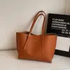 Bolsa Grande de Splicing para Sogra para Mulheres 2025 Nova Bolsa de Ombro de Outono Cor Contrastante Retro Classe Roupas de Trabalho Bolsa Tote