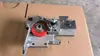 Máquina Embaladora Semiautomática Universal Rueda de Goma Encapsulada de Resina Melamínica Roja Marca Take-Send Return Belt Ruedas de Goma