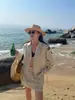 Camisa de Lino Retro con Cuello en V Wanwei para Mujer Nueva Primavera 2026 Estilo Vacacional Camisa con Lazo Protección Solar Aire Acondicionado 5272
