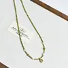 Collar Cruzado de Acero de Titanio Perla de Agua Dulce Simple con Cuentas Zircón Verde Oliva Cadena para Clavícula Cadena Versátil Simple para Suéter