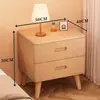 Mesita de noche de madera maciza para dormitorio del hogar 2026 Venta caliente Creativa Pequeño Armario de almacenamiento simple para niños Mesita de noche de tronco
