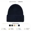 Gorro de Punto Estilo Coreano Otoño Invierno Etiqueta en Inglés Gorro de Lana Versátil para Mujer Circunferencia de Cabeza Grande Protección para los Oídos Gorro para Clima Frío Gorro de Tejer Hace que la Cara Parezca Más Pequeña