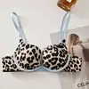 Ropa interior de mujer con estampado de leopardo retro transfronteriza dropshipping reunión para pechos pequeños anti-flacidez nuevo sujetador sexy ajustado mango