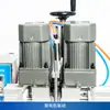 ZONESUN máquina de tampar semiautomática máquina pneumática de tampar por atrito com 4 rodas máquina de tampar frasco spray frasco bico de pato máquina de rosquear tampa de segurança