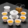 2026 Nuevo Modelo Porcelana de Jade Grasa de Oveja Juego de Té Kung Fu para Uso Doméstico, Incluye Gaiwan, Taza de Té y Mesa de Té, Juego de Tres Piezas