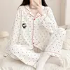 Estoque de Fábrica Algodão Nuvem Acabamento Vermelho Bolinhas Gato KT Pijama Feminino Cardigan de Lapela Conjunto para Casa Primavera e Outono Pode Ser Usado ao Ar Livre