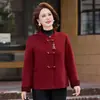 Mamá de mediana edad Ropa de otoño Estilo francés Abrigo de lana Elegante Mujeres de mediana edad y mayores Primavera y Otoño 2026 Nuevo Pantalón ancho Esposa Top