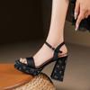 Agotado, Sin ReposiciónY620-2 Sandalias de Plataforma Cuadradas con Tacón Grueso, Puntera Abierta, Decoradas con Pedrería, Estilo Chanel