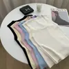 Regata de Gola Quadrada para Mulheres, Novo Estilo Verão 2026, Alças Largas, Caimento Justo, Elegante, Adequada para Usar em Camadas ou Sozinha
