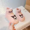 Botas de nieve para niñas con forro polar añadido y engrosamiento, nuevo estilo Noreste 2026, zapatos grandes de algodón cálidos de invierno para niños, botas de algodón antideslizantes para niñas