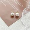Elegantes pendientes de perlas de diamante de una sola palabra para mujer, ligeros, lujosos, con un diseño de nicho, con un sentido explosivo, exquisitos y combinables con todo.