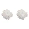 Moda de Nicho Lujo Ligero Plata Gruesa Acrílico Pétalo Pendientes de Botón Diseño Único Sentido Dulce Versátil Pendientes Venta al por Mayor