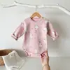 Mameluco de algodón puro para bebé 2026 otoño cómodo de manga larga mameluco ropa de bebé para niños y niñas dibujos animados súper lindo atuendo para gatear