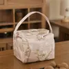 Bolsita de té, Set de té de viaje Bolsa de cosméticos, Hecho a mano Engrosado Anti-caída Portátil para Exteriores Accesorios de té, Una tetera y dos tazas de té