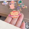 Broche Planeta Dibujo Animado Creativo Ocho Planetas Insignia de Metal Accesorios Pin para Bolso Joyería Linda Accesorios Venta al por Mayor