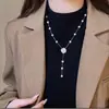 Colar de Camélia Estrelada com Pérolas 2026 Novo Estilo para Mulheres, Corrente de Suéter de Luxo Leve de Alta Qualidade, Acessórios com Design de Nicho