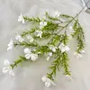 Crisantemos silvestres pequeños de estilo pastoral artificial, plantas y flores verdes estilo jardín de Monet, accesorios de decoración del hogar, accesorios de fotografía, arreglos florales de boda