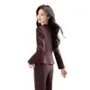 Venta al por mayor transfronteriza de ropa profesional ajustada, de alta gama, para otoño e invierno: Conjunto de chaqueta blazer de manga larga y pantalones anchos para mujer