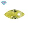Huagang gema de un solo agujero Circón amarillo oliva CZ gema ojo de caballo piedra desnuda superficie de anillo forma de hoja con agujero circonio incrustado aretes