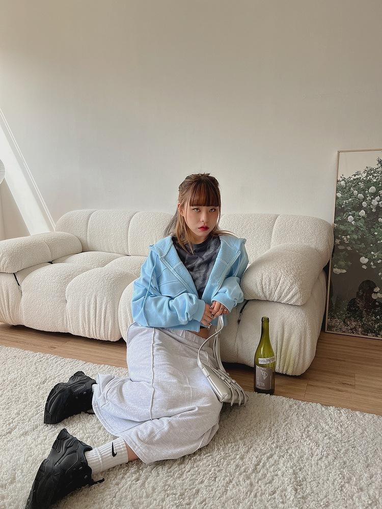 19-09d236754c68105b9e68af5bd7a