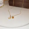 Collar de Perlas Irregulares Mariposa Estilo Vintage Cadena para Clavícula Joyería Versátil de Alta Gama Venta al por Mayor para Mujeres