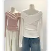 Camiseta de punto fina y elegante para mujer, de manga larga, con cuello en V cruzado plisado, de terciopelo cómodo, de un solo hombro, para otoño e invierno, venta al por mayor transfronteriza