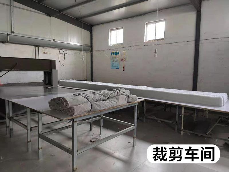 裁剪车间