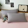 Fronha de algodão puro hipoalergênica Classe A para dormir sem roupa, alta contagem de fios 13372, estilo envelope simples, cor sólida, fronha de algodão puro bicolor