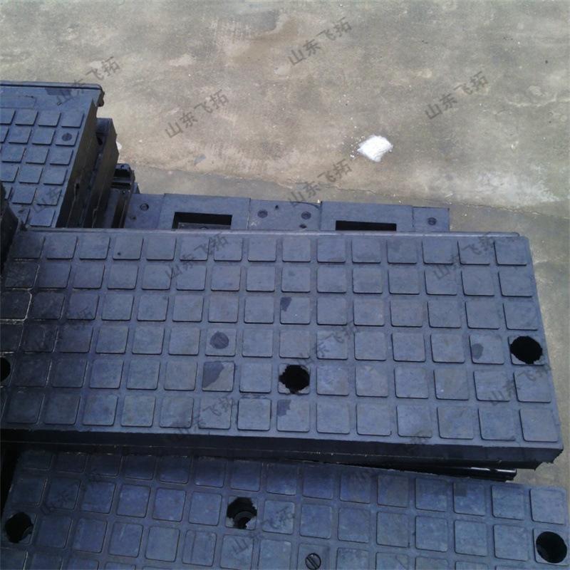 94c0135cabbe84d50162ad50596c93