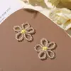 Estilo Floresta estilo Menina miçangas color blocking flor vazada diy fresco fofo simples brincos acessórios de cabelo flor de sapato acessórios