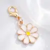 Nuevo colgante de aleación esmaltada rosa estilo coreano con dibujos animados, accesorios de joyería para pulsera, llavero y collar DIY hechos a mano