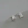 Brincos de Pino Geométricos em Forma de J Agulha de Prata Moda Francesa Minimalista Brincos de Luxo Leve Nicho Simples Versáteis