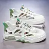 Sapatos Masculinos de Verão 2026 Novos Tênis de Lona Respiráveis Masculinos Tendência Versátil Sapatos Brancos Tênis Esportivos Sapatos Casuais Tênis